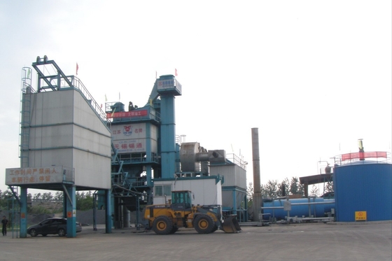 Diesel Fuel 30T Bitumen Tank Asphalt Mixing Plant With Auto Control System